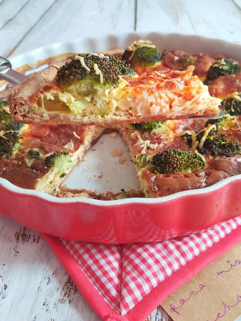 Quiche de brócoli y salmón